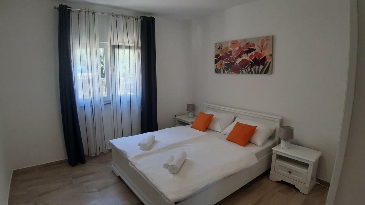 Relax Apartment Starigrad Paklenica Ngoại thất bức ảnh